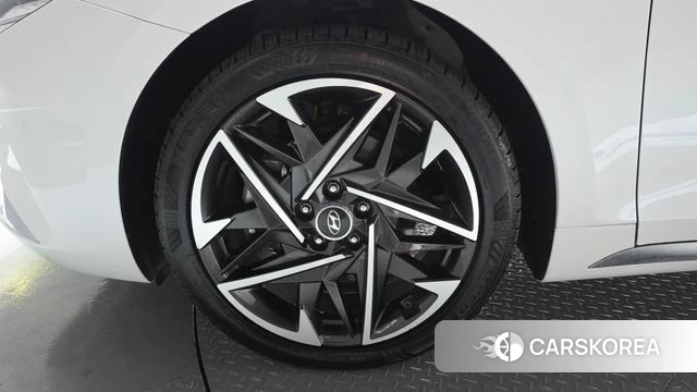 Hyundai The New Grandeur IG id 4293868 из Кореи 29