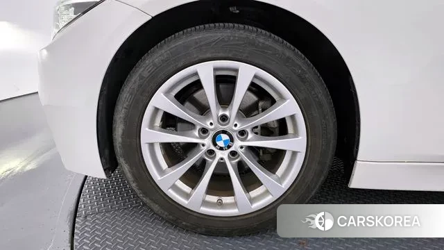 BMW 3 Series (F30) id 3397105 из Кореи 15