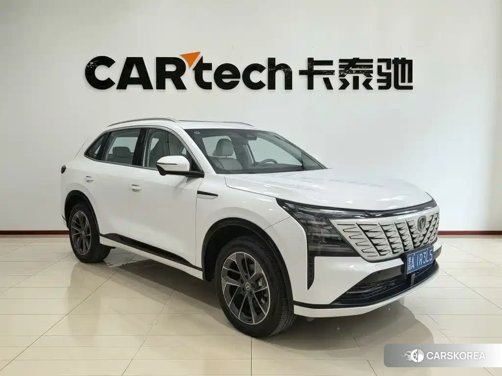 Chang'an CS75PLUS 2026 Белый из Китая, фото 5