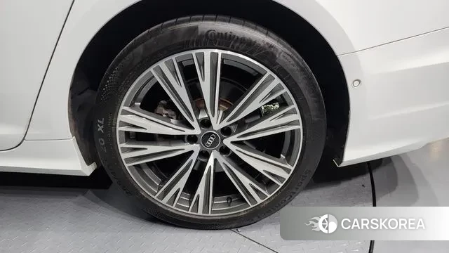 Audi A6 (C8) id 3348426 из Кореи 15