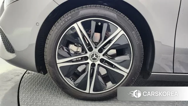 Mercedes-Benz A-Class W177 id 3750869 из Кореи 15