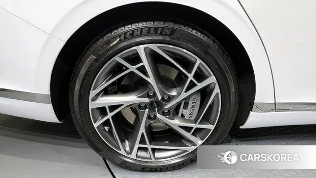Genesis G90 (RS4) id 4279680 из Кореи 29
