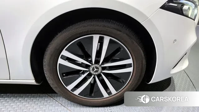 Mercedes-Benz A-Class W177 id 3463706 из Кореи 15