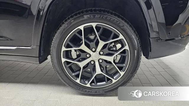 Jeep Grand Cherokee (WL) id 3442535 из Кореи 15