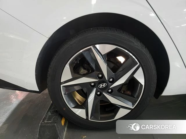 Hyundai Avante (CN7) 2022 Белый из Кореи, фото 5