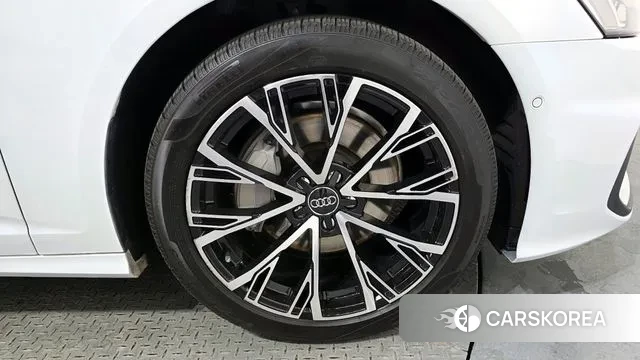 Audi A6 (C8) id 3728093 из Кореи 15