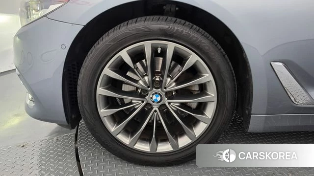 BMW 5 Series (G30) id 4662665 из Кореи 31