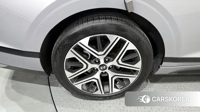 Hyundai Grandeur (GN7) id 3410669 из Кореи 15