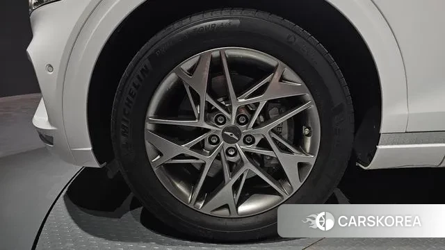 Genesis GV70 id 2963860 из Кореи 15