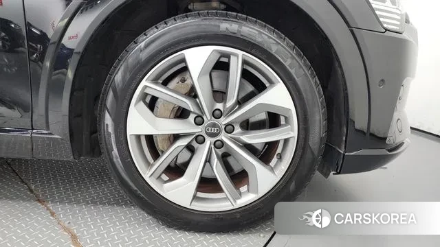 Audi e-Tron id 3139114 из Кореи 15