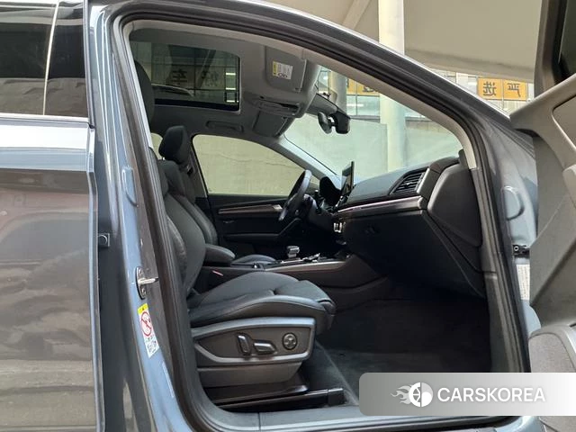 Audi Q5L id 4213281 из Китая 8