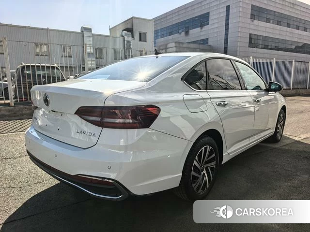 Volkswagen Lavida id 4256351 из Китая 13