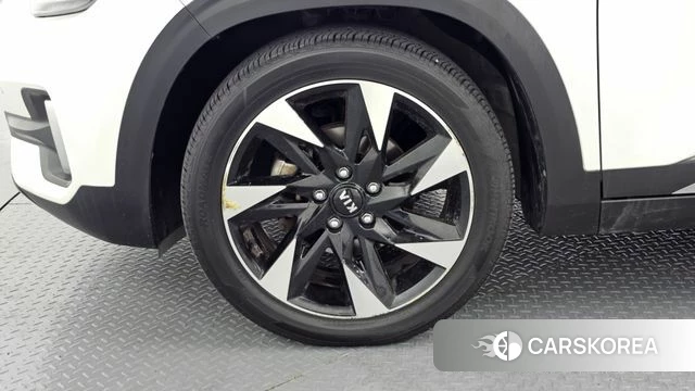 Kia Seltos id 4324411 из Кореи 25