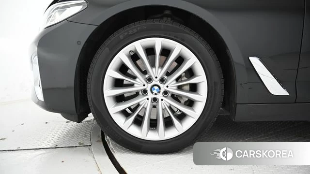 BMW 5 Series (G30) id 4613764 из Кореи 15