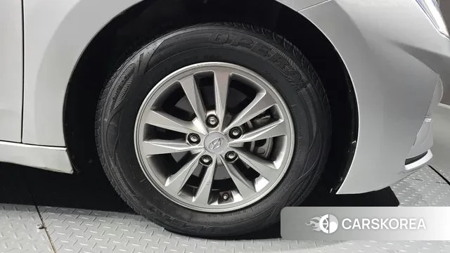 Hyundai The New Avante AD id 3754451 из Кореи 15