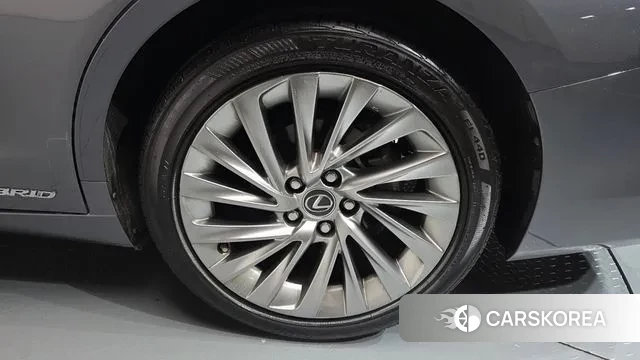 Lexus ES300h 7th generation id 3439185 из Кореи 15