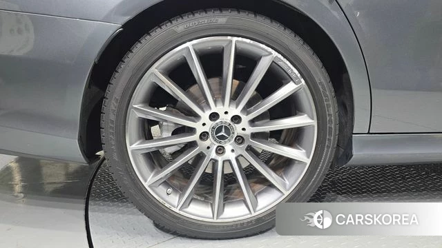 Mercedes-Benz E-Class W213 id 4737189 из Кореи 29