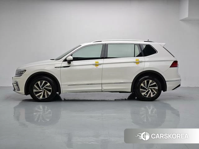 Volkswagen Tiguan L PHEV id 4222349 из Китая 15