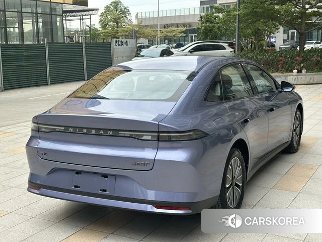 Nissan N6 id 4277017 из Китая 15