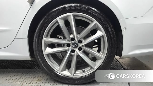 Audi A7 (4K) id 4339045 из Кореи 15