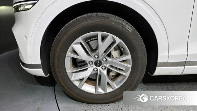 Genesis GV70 id 4279976 из Кореи 29