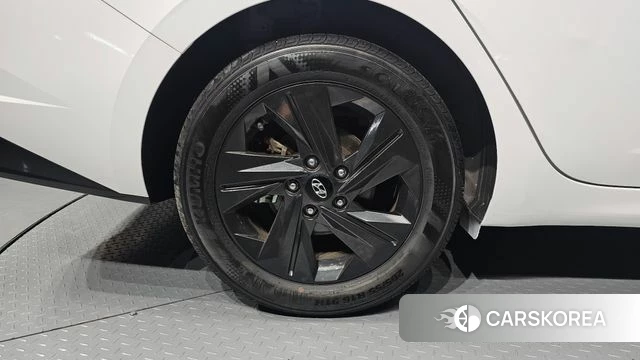Hyundai Avante Hybrid (CN7) id 4591971 из Кореи 27