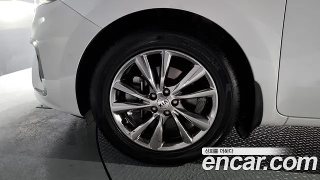 Kia The New Carnival id 2430889 из Кореи 15