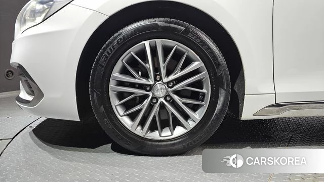 Hyundai Grandeur IG id 4424699 из Кореи 15