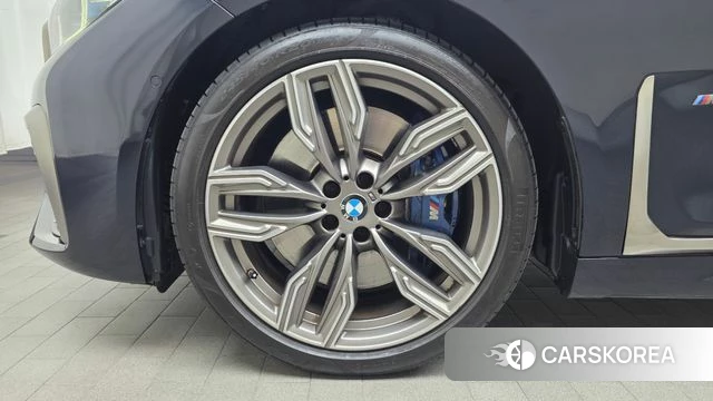 BMW 7 Series (G11) id 4856005 из Кореи 31
