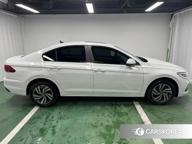 Volkswagen Bora id 3908398 из Китая 15