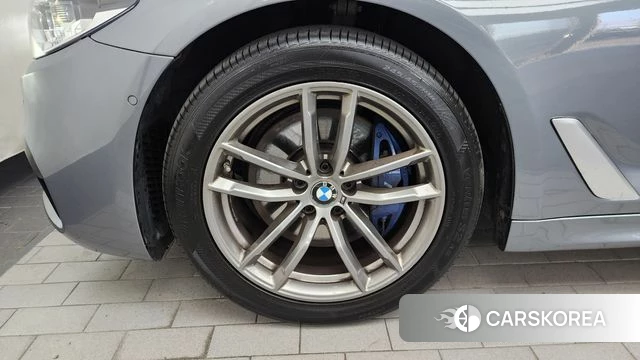 BMW 5 Series (G30) id 4425005 из Кореи 15