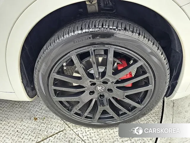 Maserati Levante id 3677695 из Кореи 15