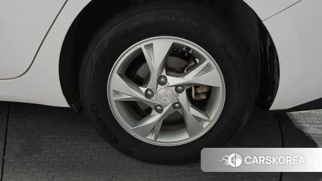 Hyundai Avante (CN7) id 3037466 из Кореи 15