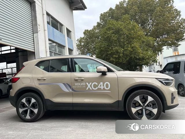 Volvo XC40 id 4219708 из Китая 7