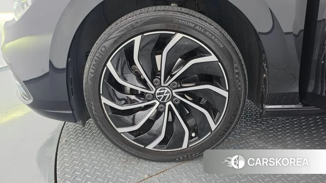 Volkswagen Golf 8th Generation id 4871318 из Кореи 15