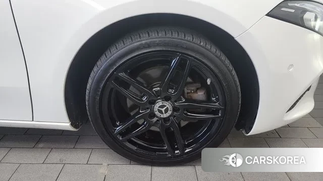 Mercedes-Benz A-Class W177 id 3355819 из Кореи 15