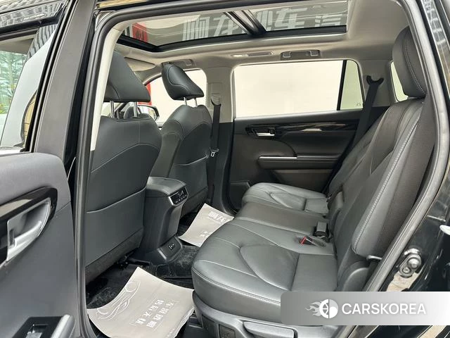 Toyota Highlander id 4301633 из Китая 21