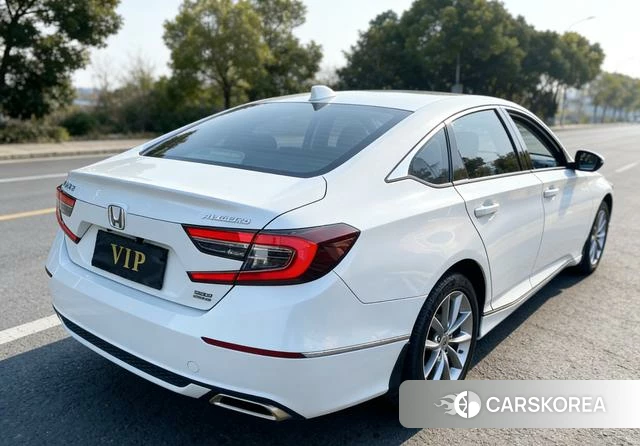 Honda Accord 2022 Белый из Китая, фото 5