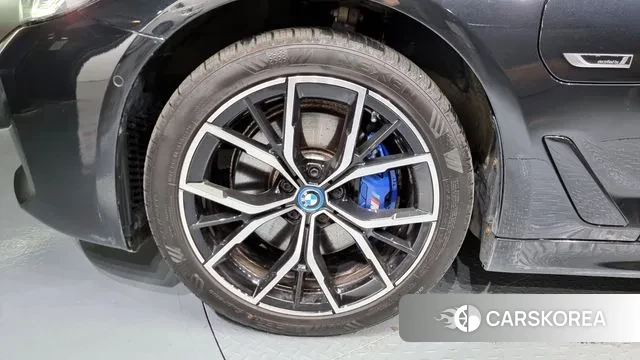 BMW 5 Series (G30) id 2925671 из Кореи 15