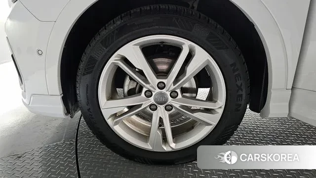 Audi Q3 (F3) id 3479318 из Кореи 15