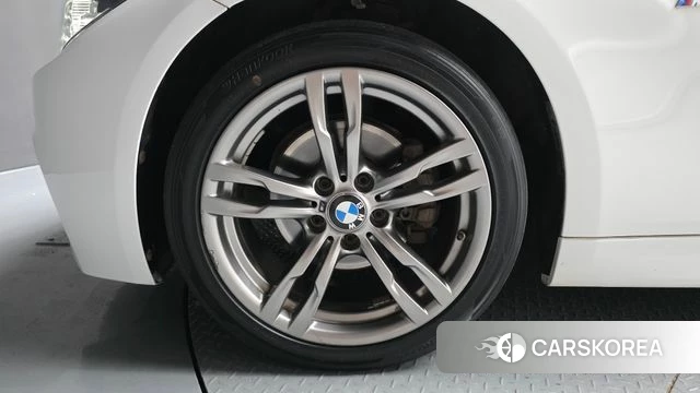 BMW 3 Series (F30) id 4672838 из Кореи 27
