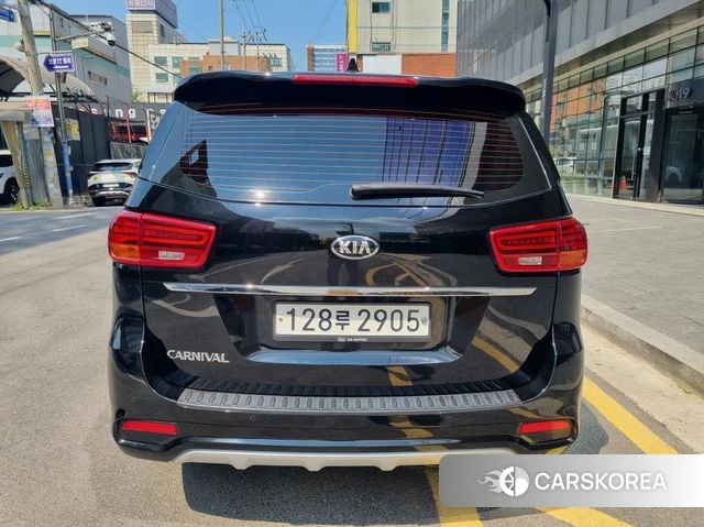 Kia The New Carnival id 4465343 из Кореи 15