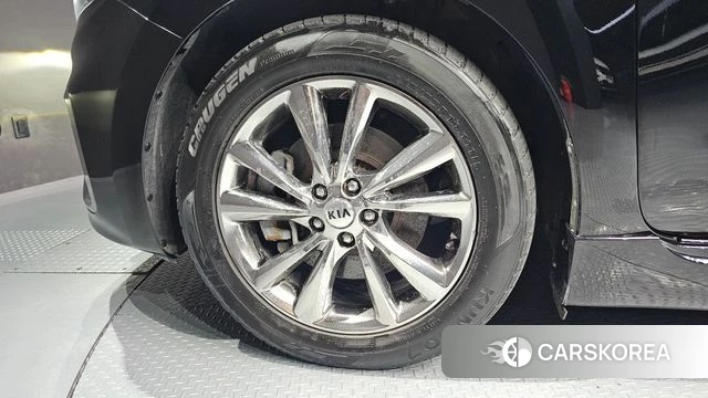 Kia The New Carnival id 4482646 из Кореи 30