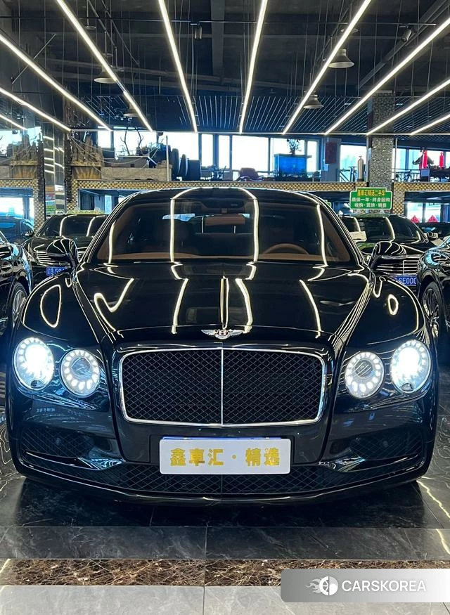 Bentley Flying 2018 Черный из Китая, фото 5