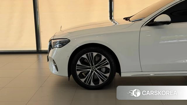 Mercedes-Benz E-Class W214 id 4833918 из Кореи 12