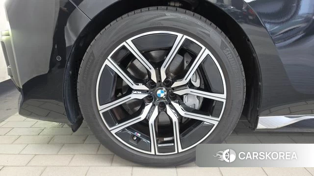 BMW 7 Series (G70) id 4681328 из Кореи 27