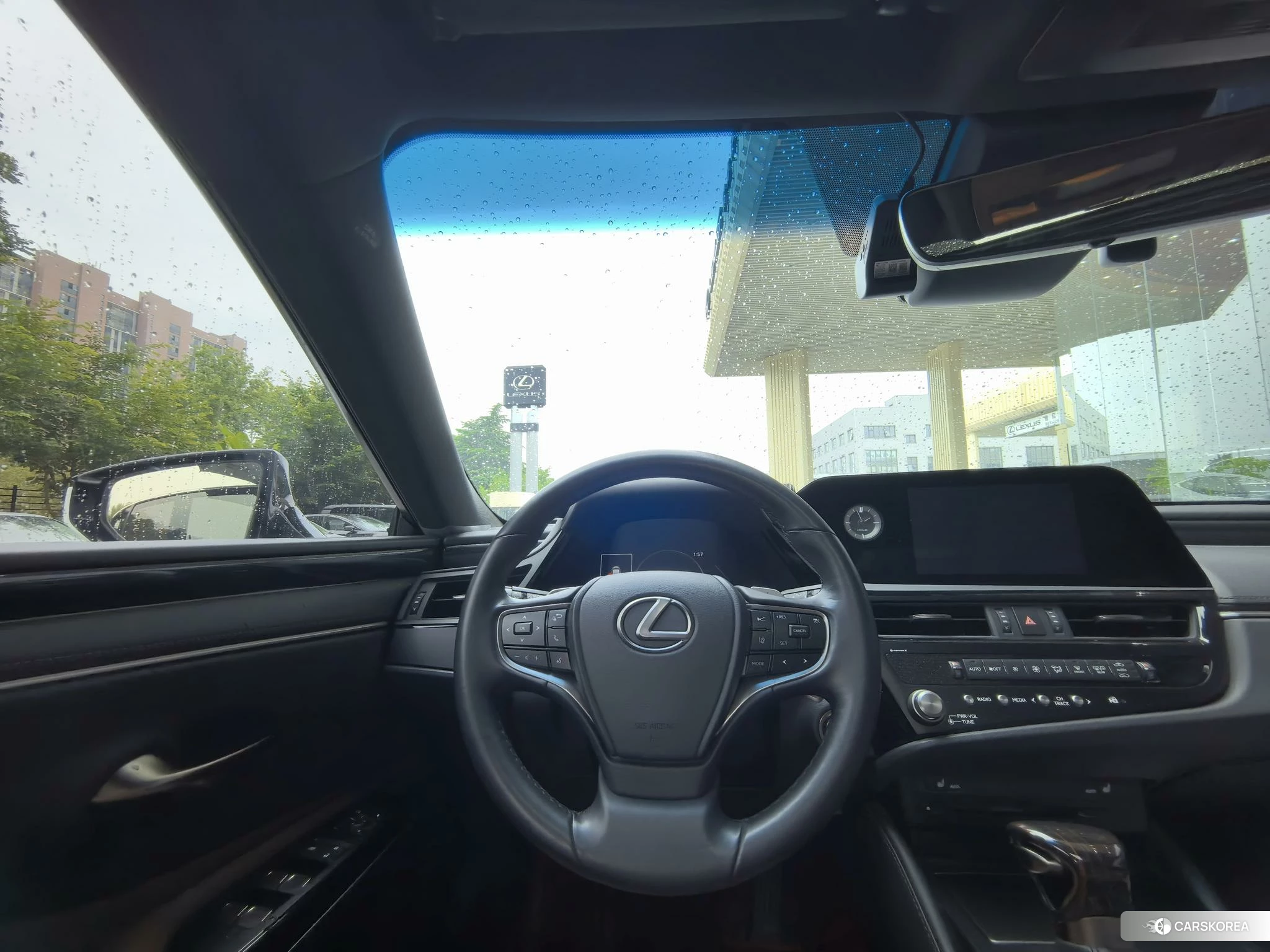 Lexus ES id 4487405 из Китая 11