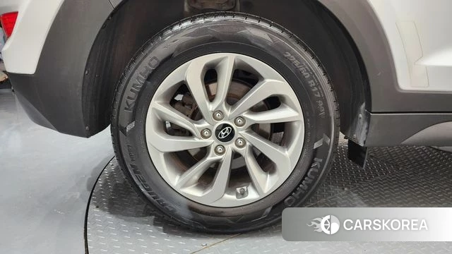 Hyundai All New Tucson id 4318329 из Кореи 29