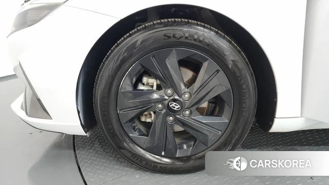 Hyundai Avante (CN7) id 3892199 из Кореи 15