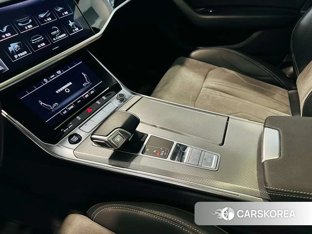 Audi A6L id 4182536 из Китая 11